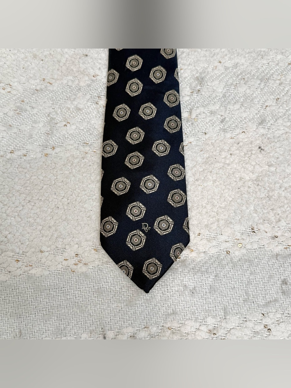 Christian Dior tie dark blue, beige, light blue and red silk blend neck tie
